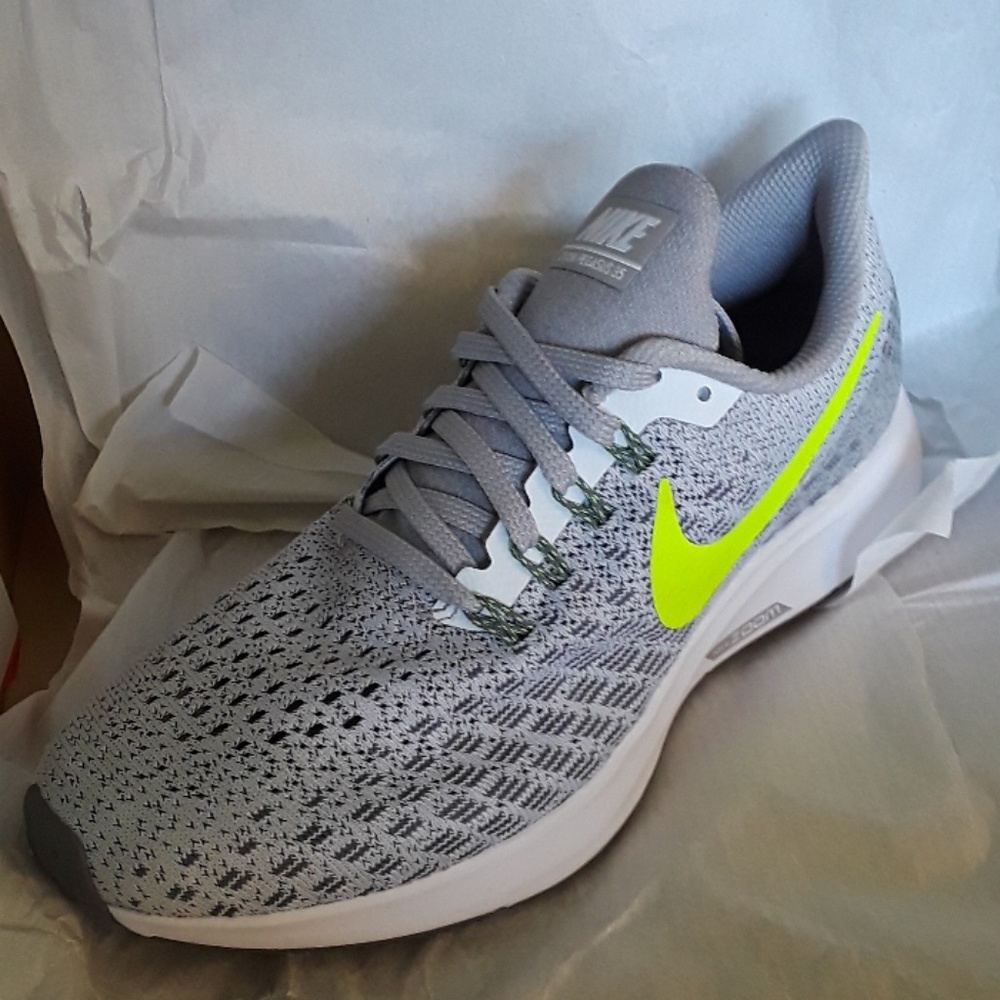 NEW Nike air zoom Pegasus 35